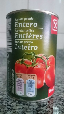 Tomate pelado inteiro